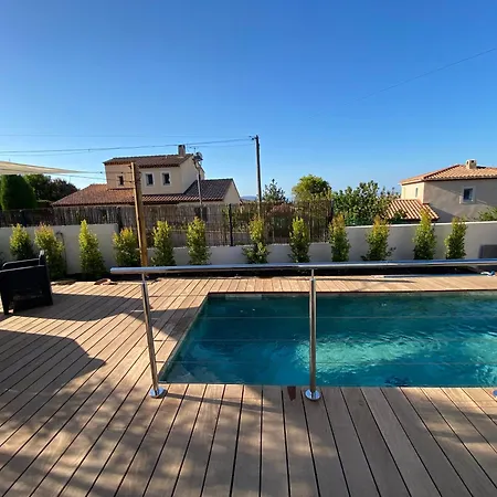 Villa A Avec Piscine